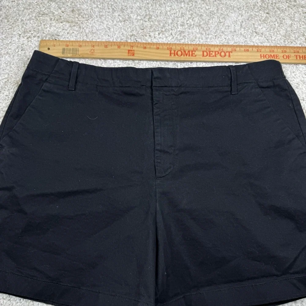 Banana Republic Shorts WOMEN'S SIZE 18 AUTHENTIC CHINO‎